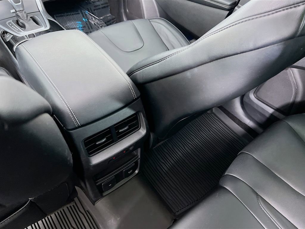 Used 2017 Ford Edge Titanium w/ Equipment Group 301A image 25