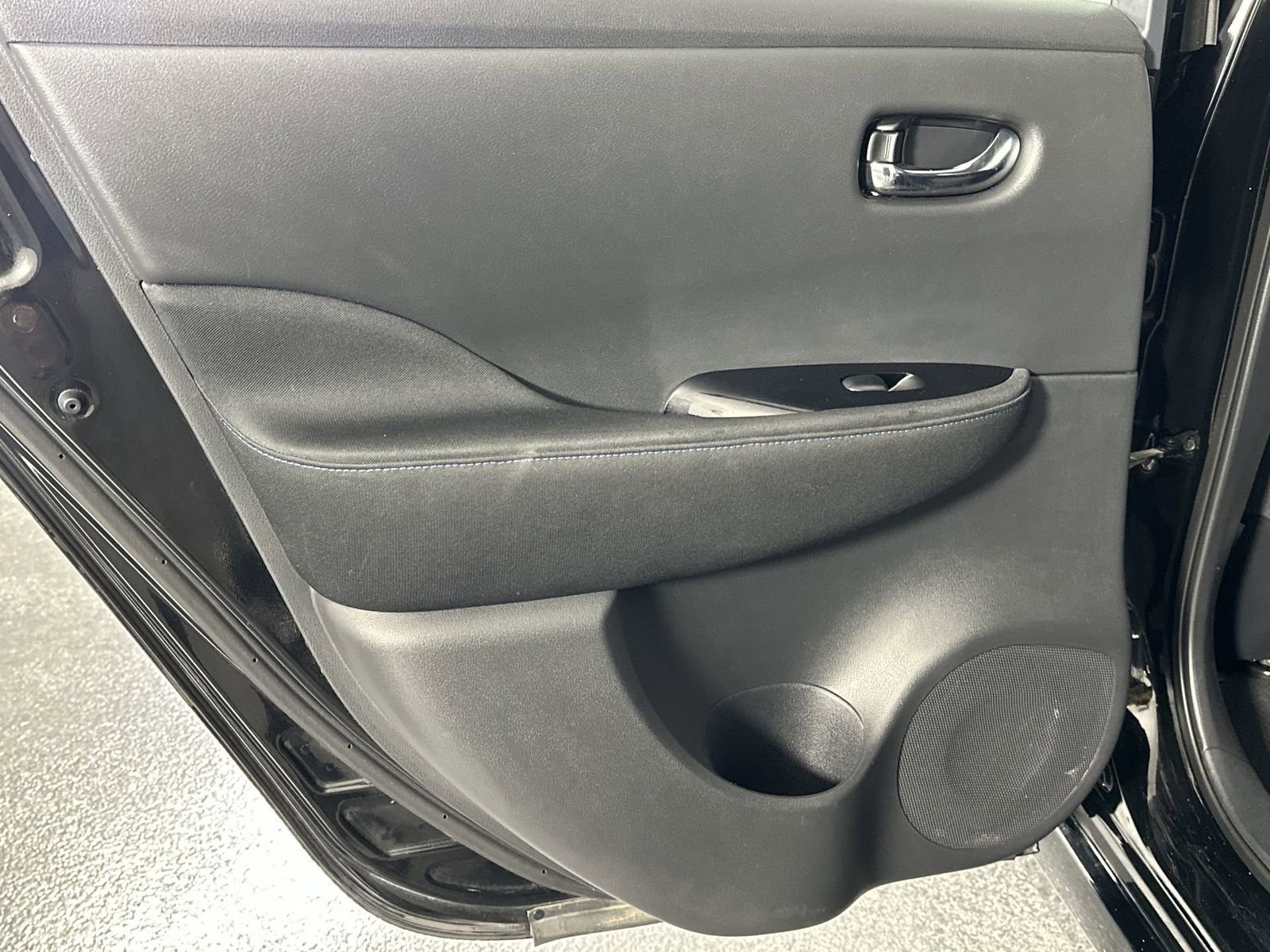 Used 2019 Nissan Leaf SV w/ SV Technology Package image 34