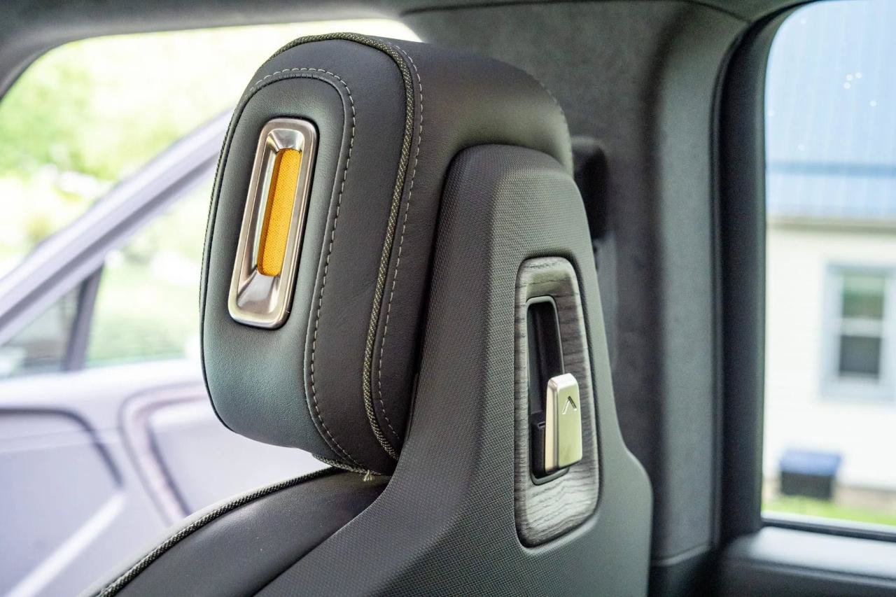 Used 2022 Rivian R1T Launch Edition AWD/4WD image 33