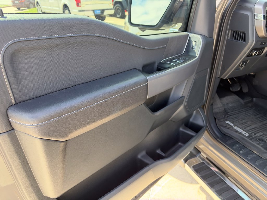 Used 2025 Ford F150 XLT w/ Equipment Group 302A MID RWD image 23