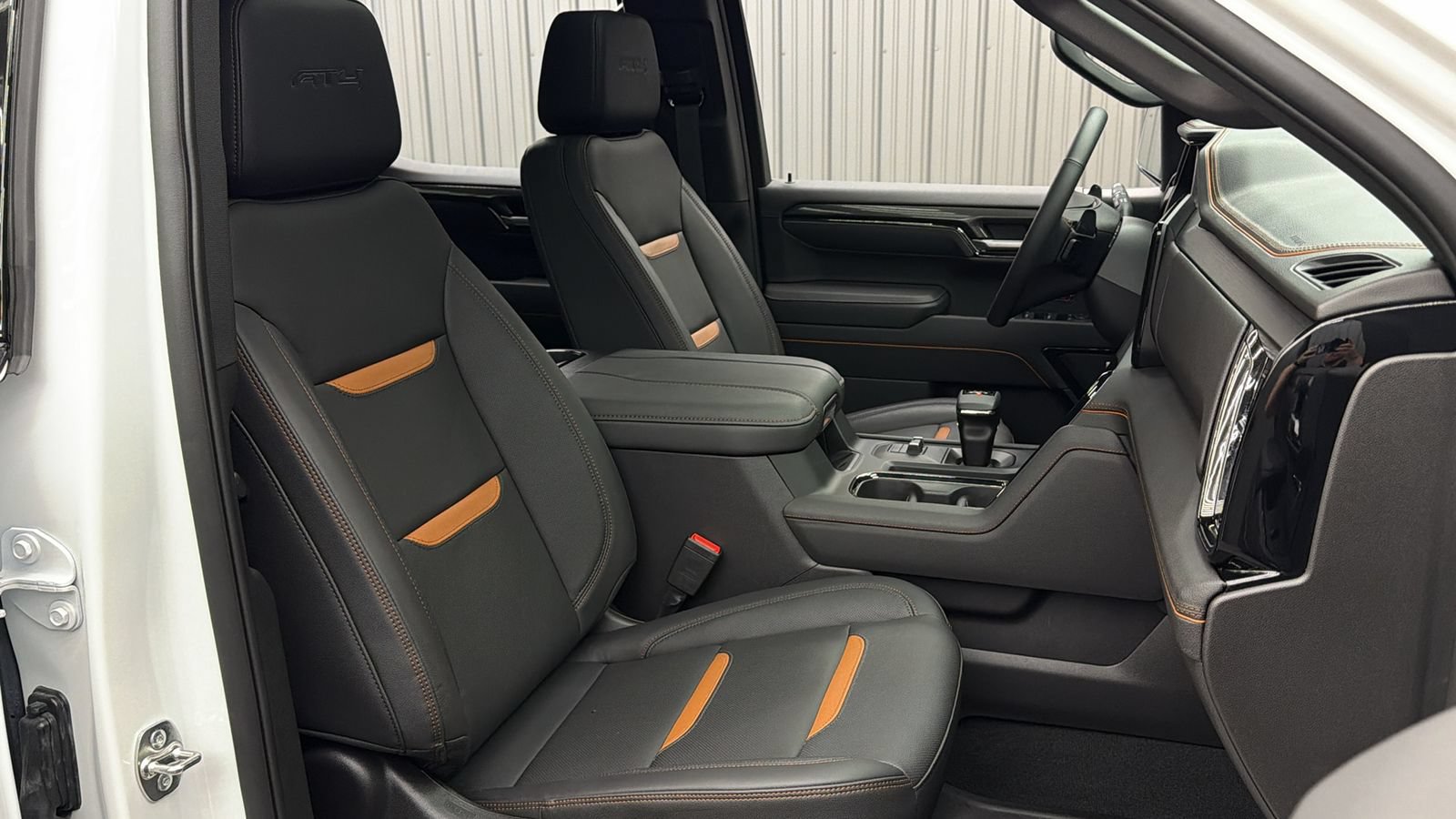 Used 2026 GMC Sierra 1500 AT4 w/ AT4 Premium Package AWD/4WD image 41