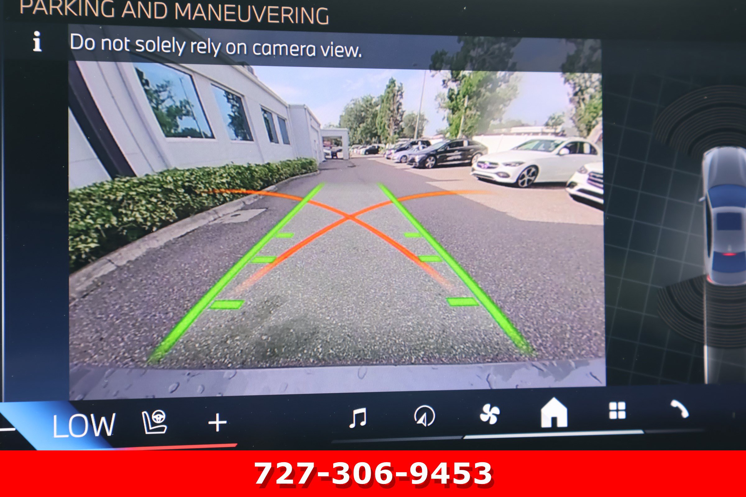 Used 2026 BMW 330i xDrive Sedan AWD/4WD image 4