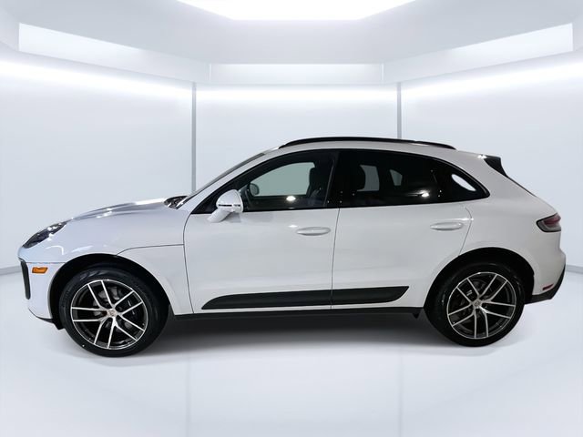 New 2026 Porsche Macan image 4