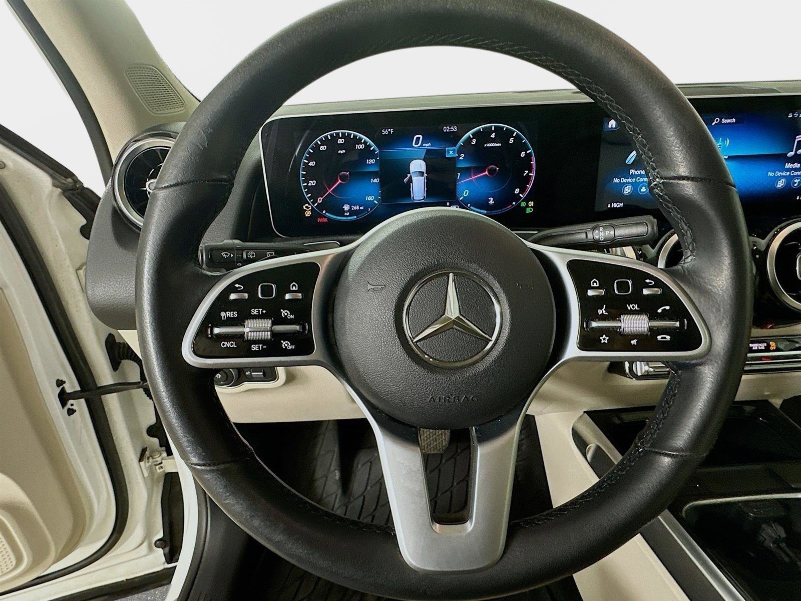 Used 2020 Mercedes-Benz GLB 250 4MATIC image 11