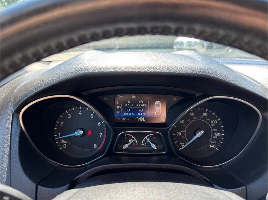 Used 2015 Ford Focus SE FWD image 17