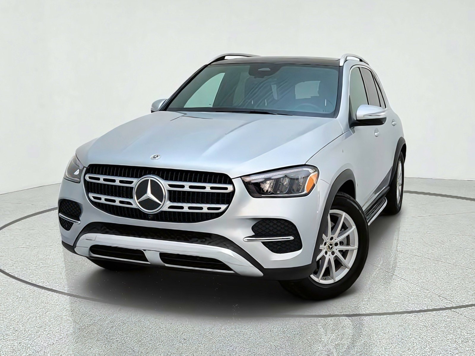 Used 2026 Mercedes-Benz GLE 350 4MATIC image 2