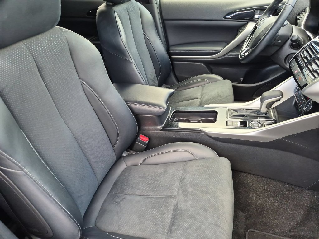 Used 2025 Mitsubishi Eclipse Cross SE AWD/4WD image 31