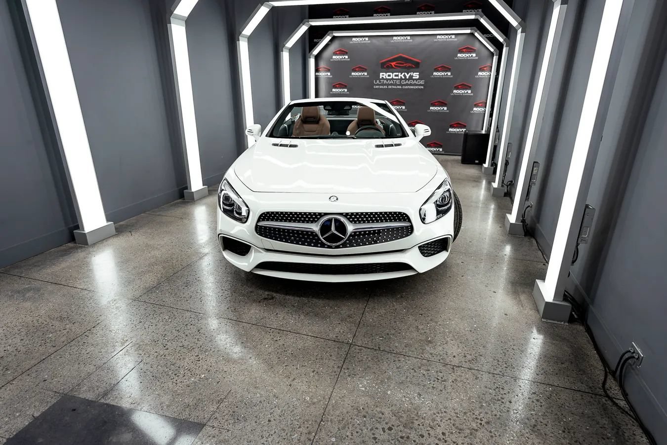 Used 2017 Mercedes-Benz SL 450 image 5