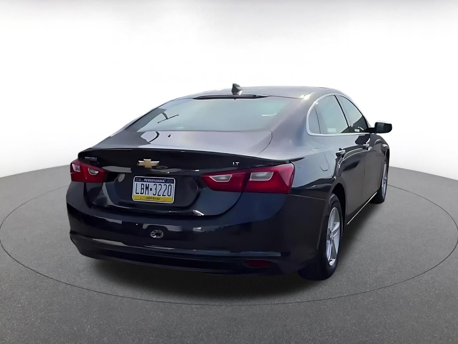 Used 2023 Chevrolet Malibu LT w/ Driver Confidence Package image 14