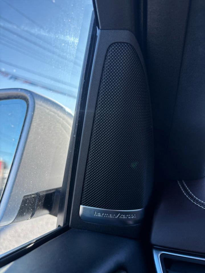 Used 2016 Mercedes-Benz GL 550 4MATIC image 14