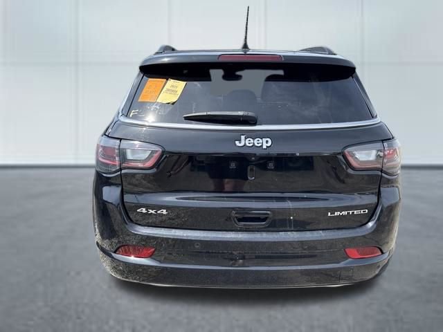 Used 2023 Jeep Compass Limited w/ Elite Group AWD/4WD image 5