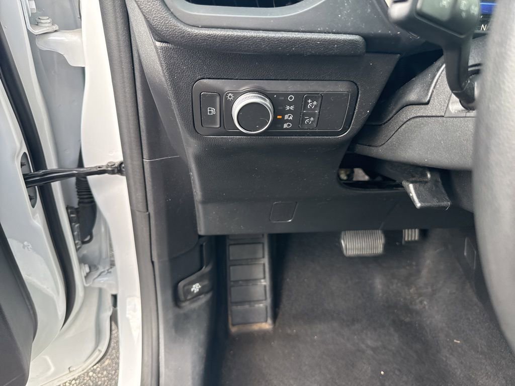 Used 2022 Ford Escape SE image 16