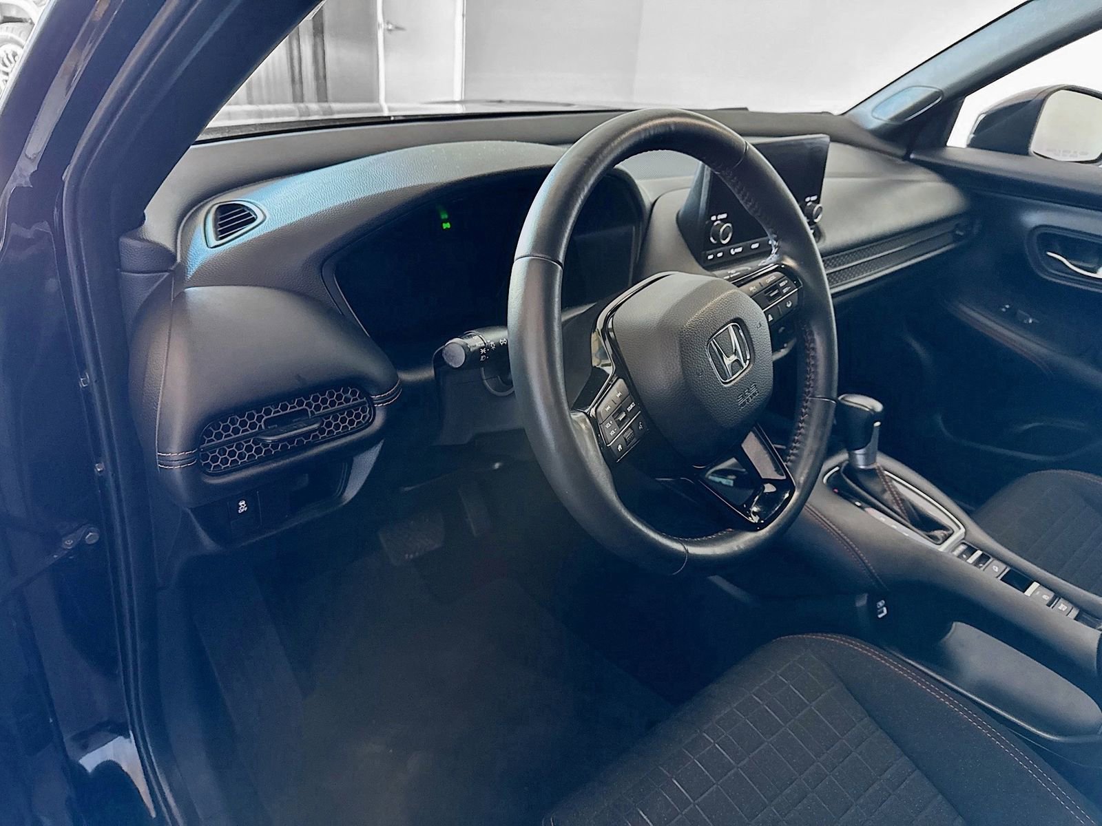 Used 2023 Honda HR-V Sport image 7