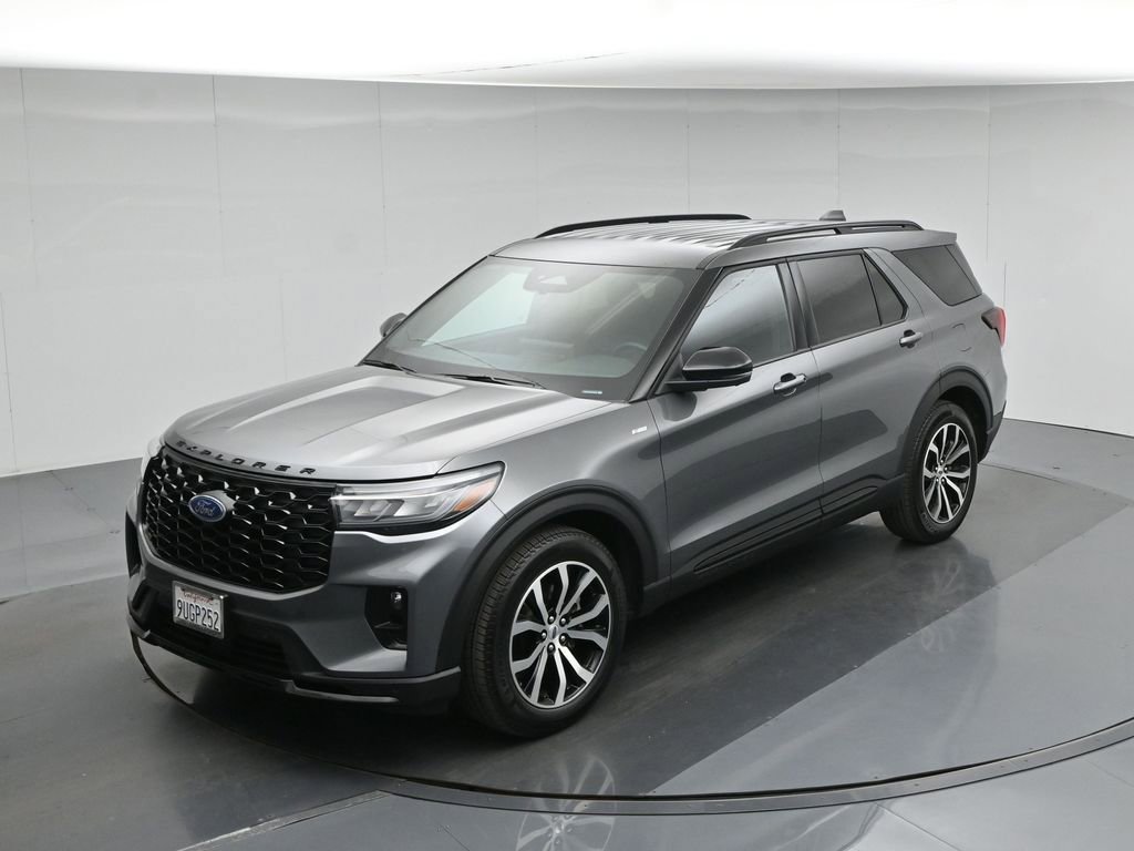 Used 2025 Ford Explorer ST-Line RWD image 42