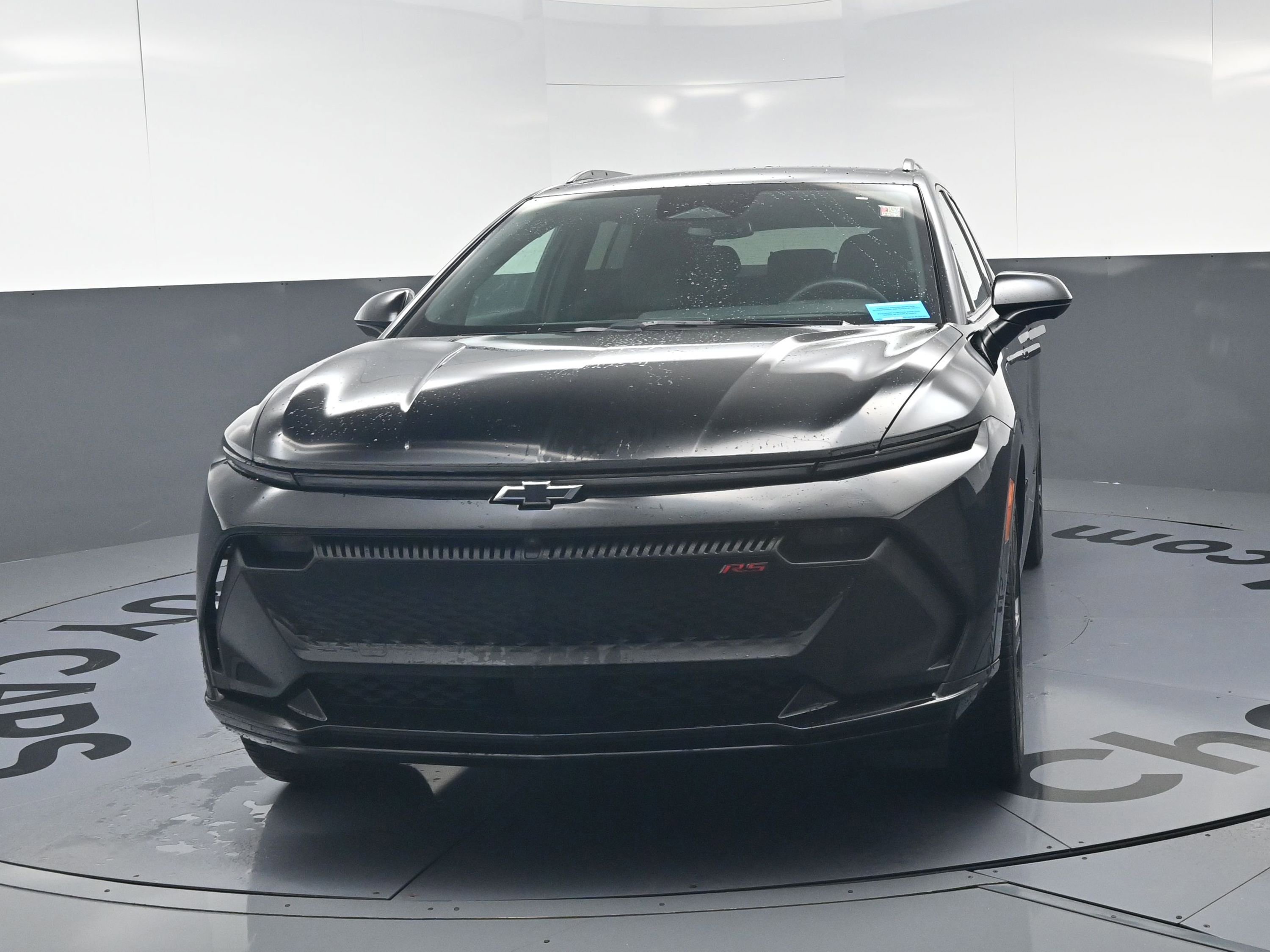 Used 2024 Chevrolet Equinox EV RS FWD image 5