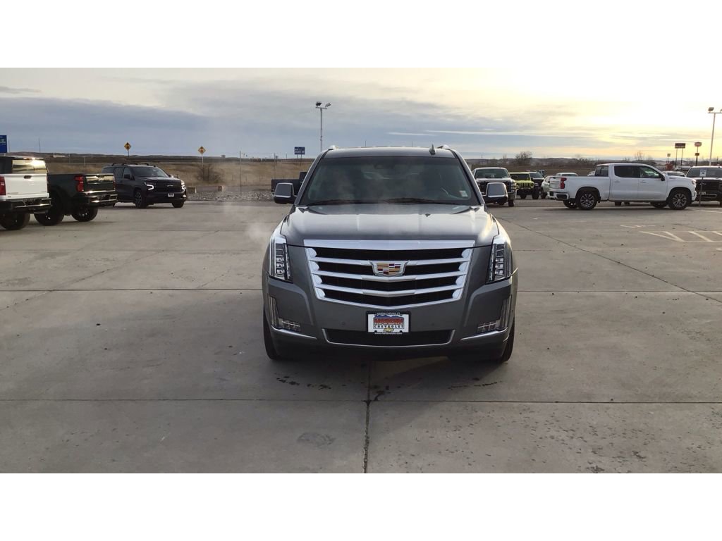 Used 2020 Cadillac Escalade Premium Luxury image 9