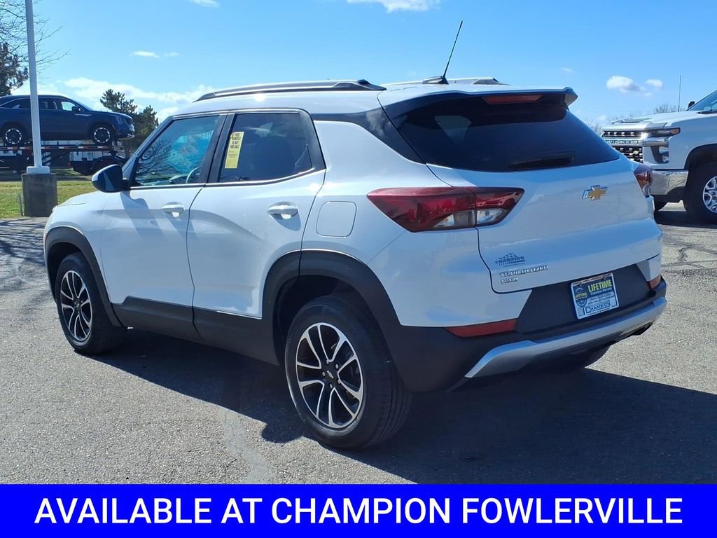 Used 2025 Chevrolet TrailBlazer LT image 5