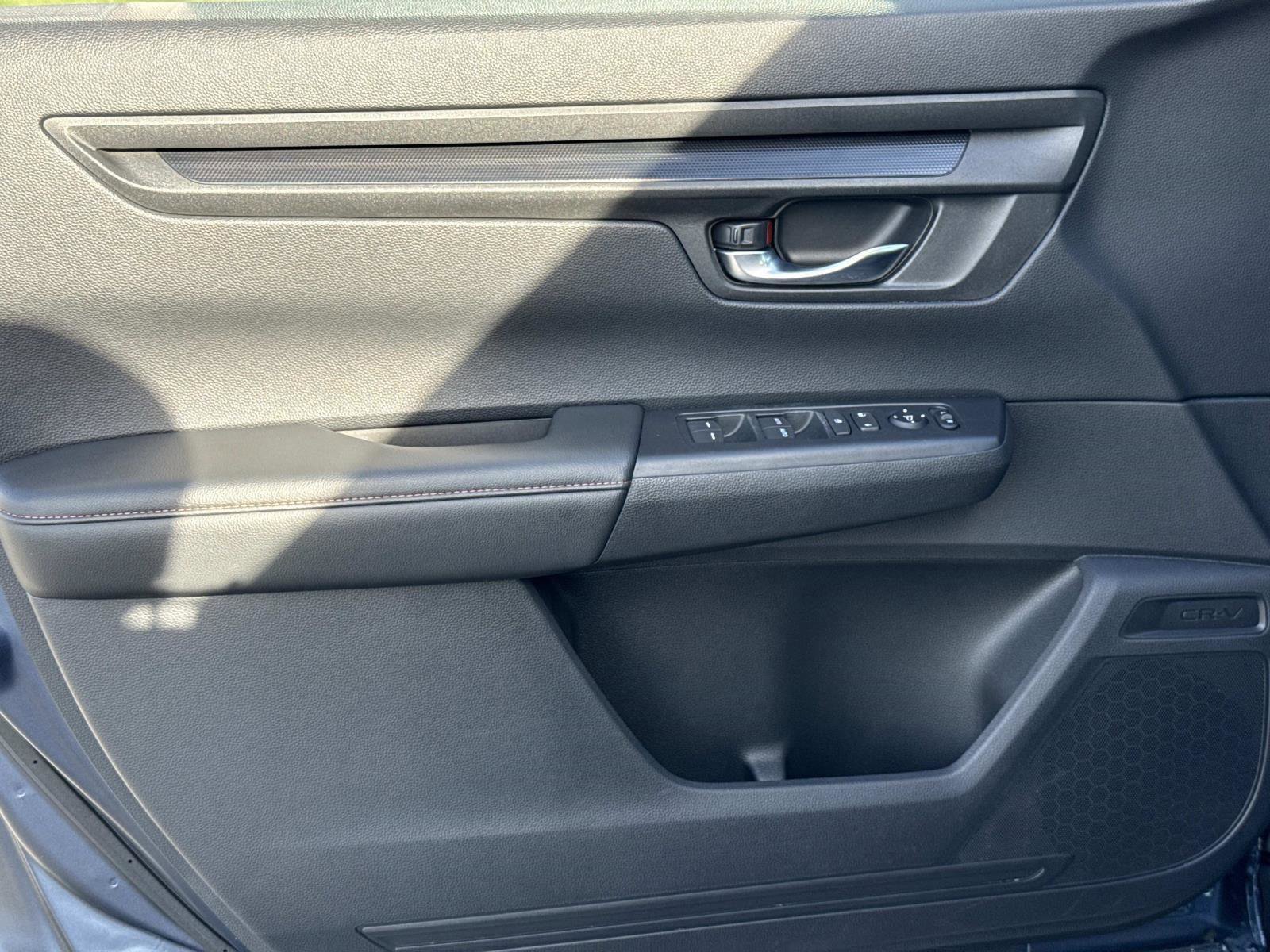 Used 2024 Honda CR-V Sport image 16