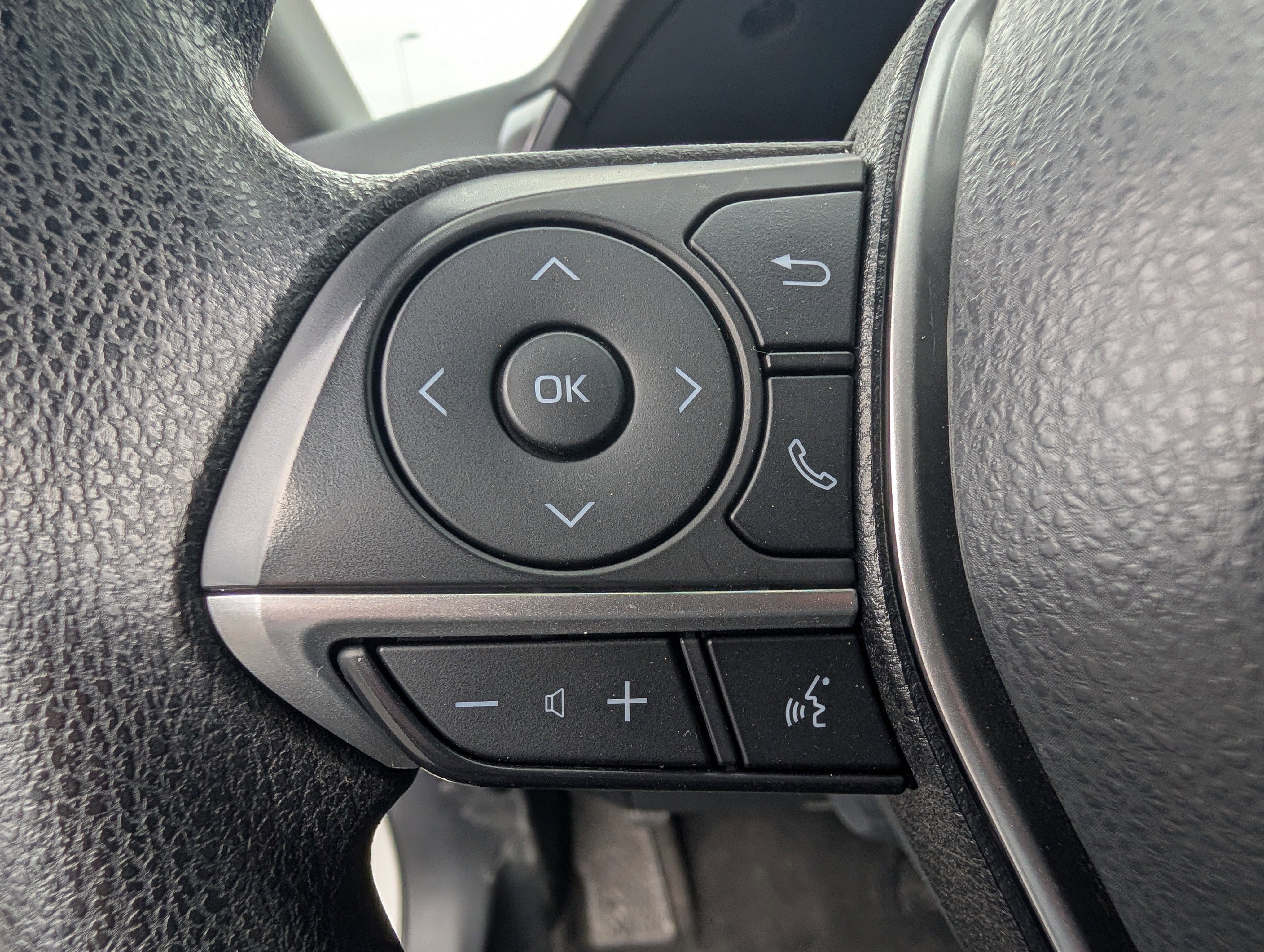 Certified 2024 Toyota Camry LE image 27