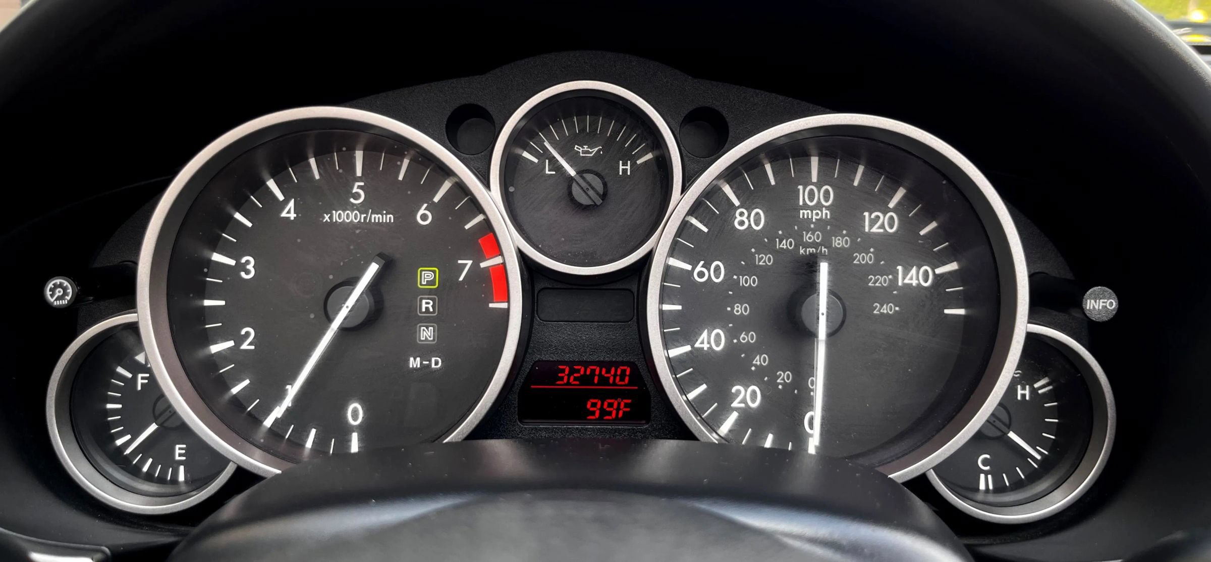 Used 2012 MAZDA MX-5 Miata Touring RWD image 30