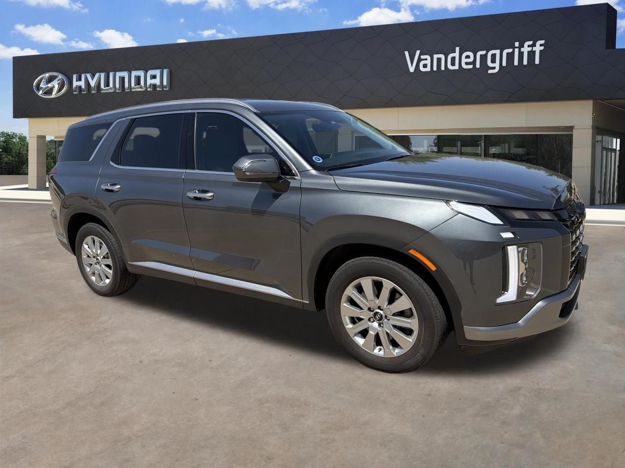Used 2025 Hyundai Palisade SEL FWD image 1