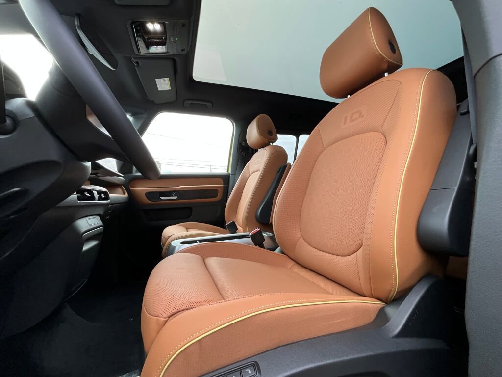 New 2025 Volkswagen ID. Buzz Pro S Plus image 11