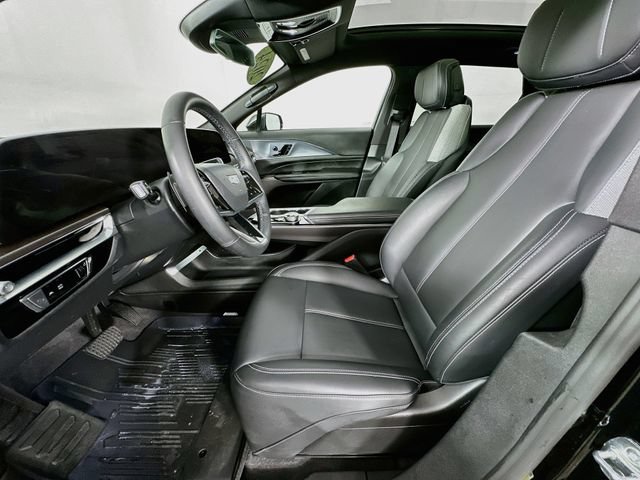 Used 2024 Cadillac Lyriq Tech w/ Driver Assist Package AWD/4WD image 4