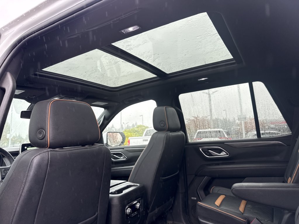 Used 2022 GMC Yukon AT4 AWD/4WD image 32