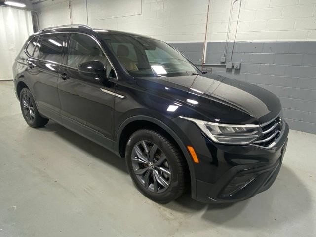 Used 2022 Volkswagen Tiguan SE AWD/4WD image 4