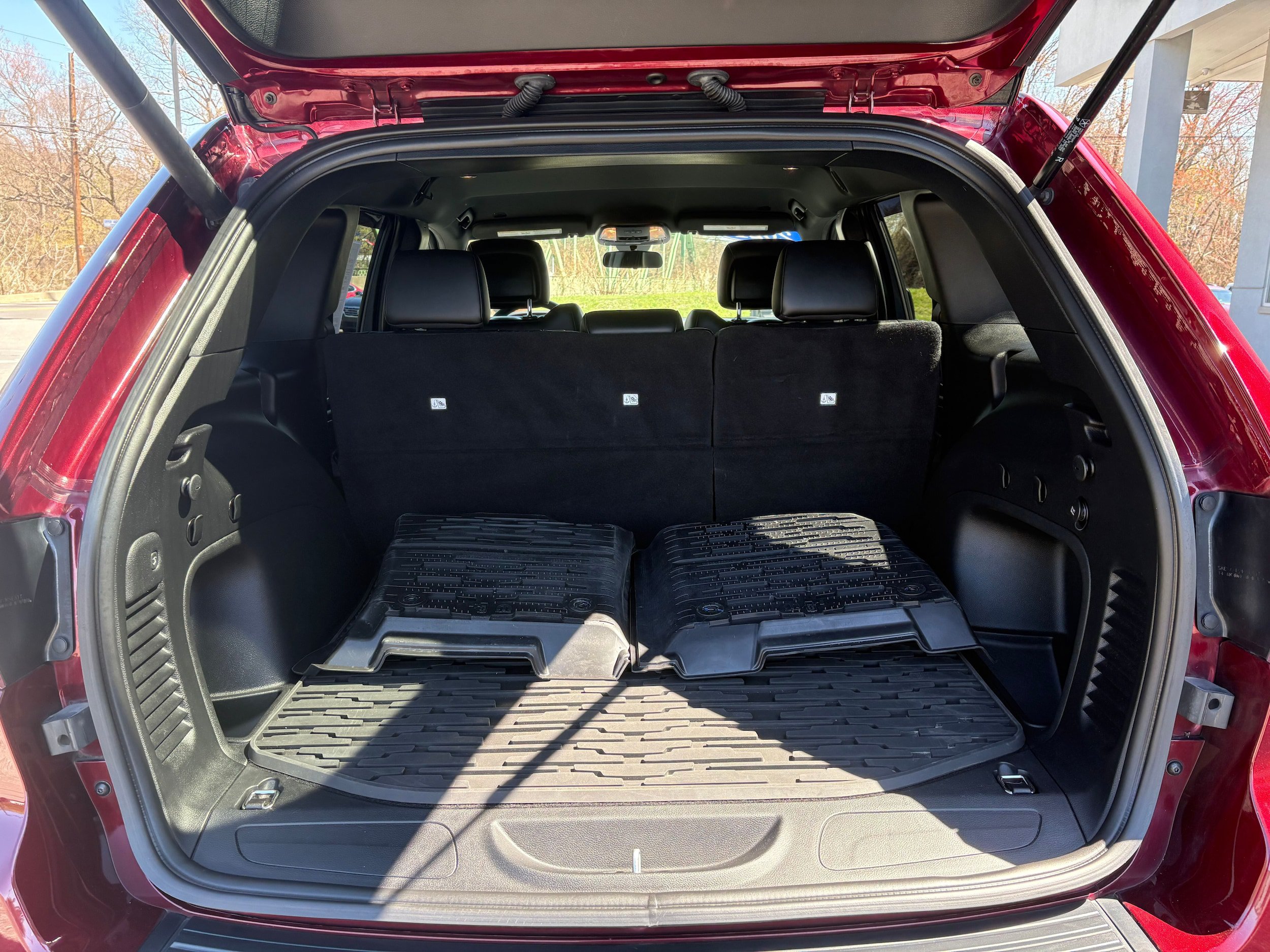 Certified 2021 Jeep Grand Cherokee Laredo X AWD/4WD image 10