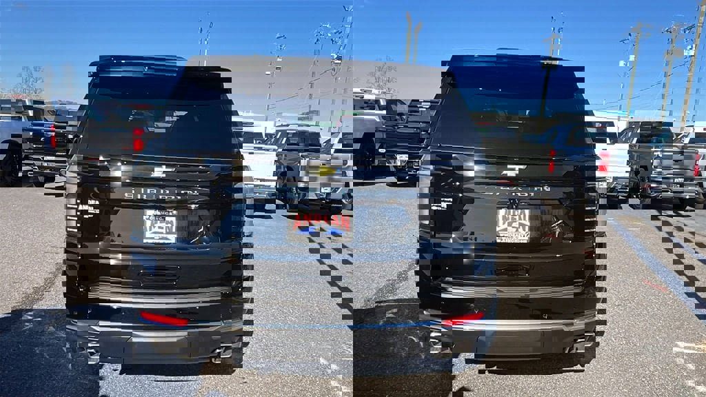 New 2026 Chevrolet Suburban High Country w/ Sun And Tow Package image 6