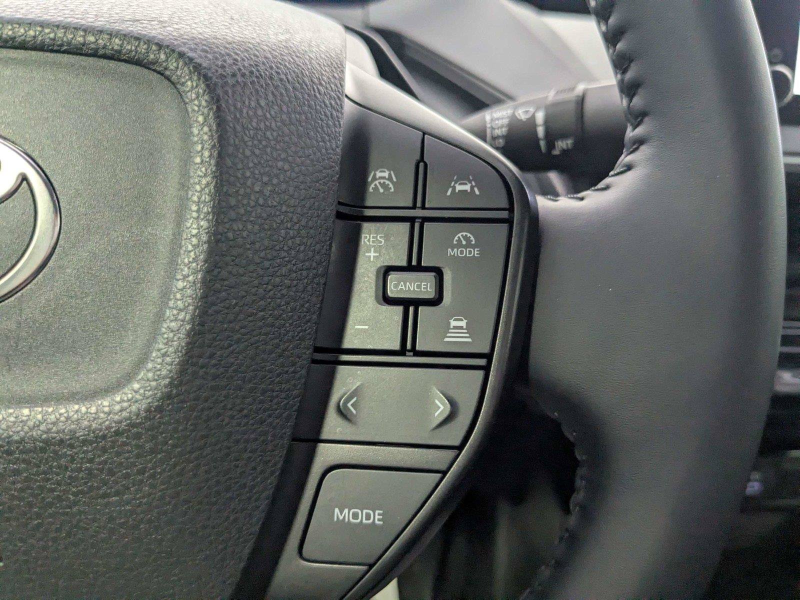 Certified 2025 Toyota Prius LE FWD image 18
