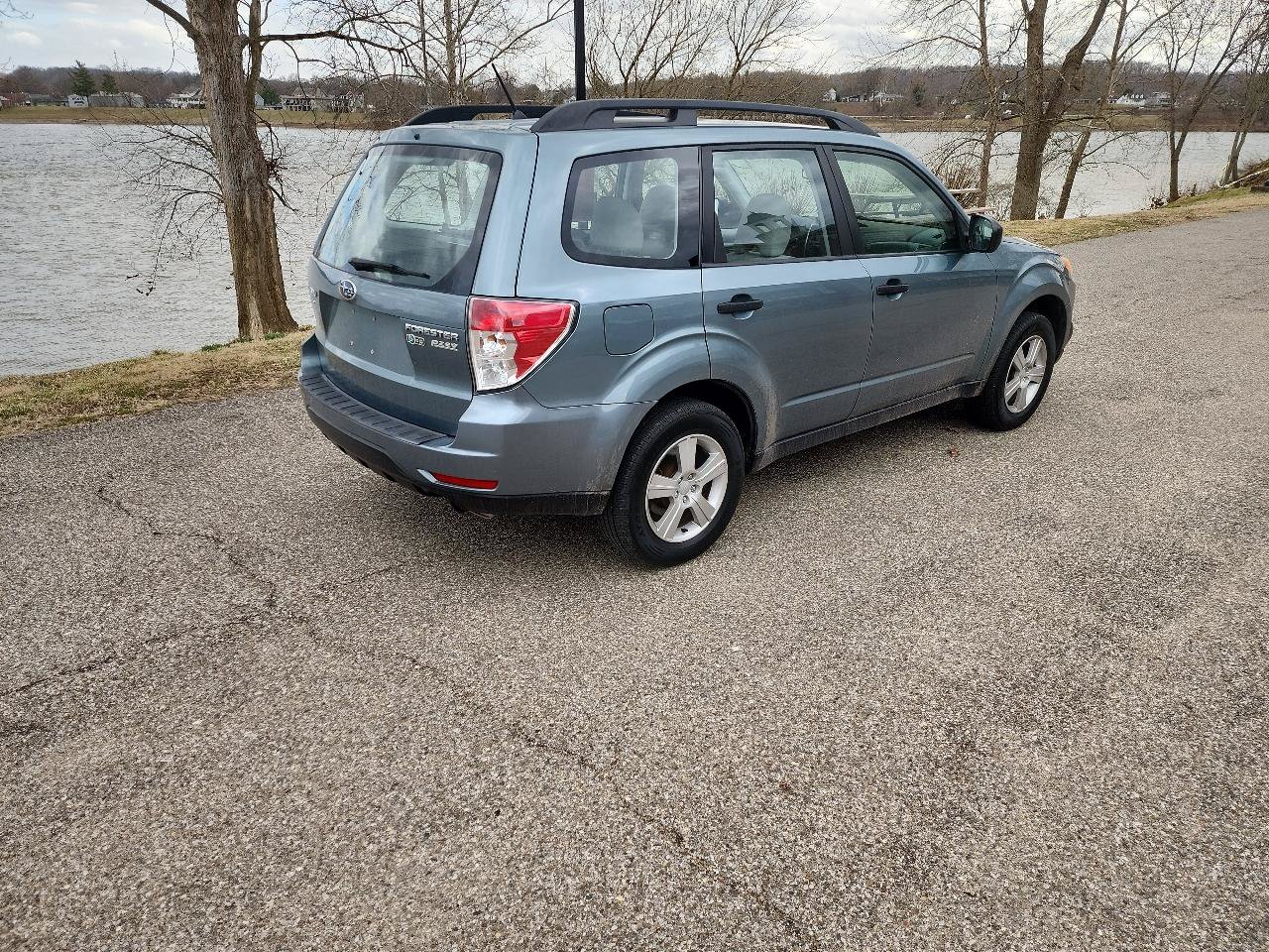 Used 2012 Subaru Forester 2.5X AWD/4WD image 5