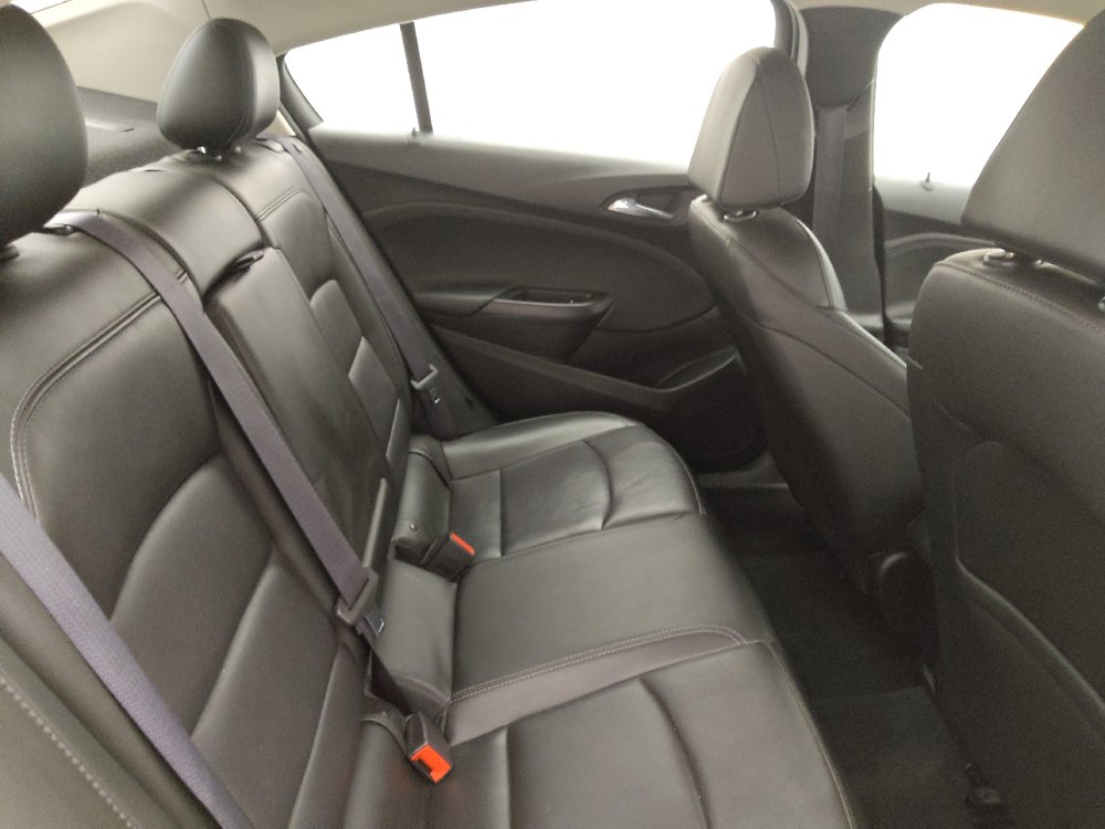 Used 2017 Chevrolet Cruze Premier FWD image 19