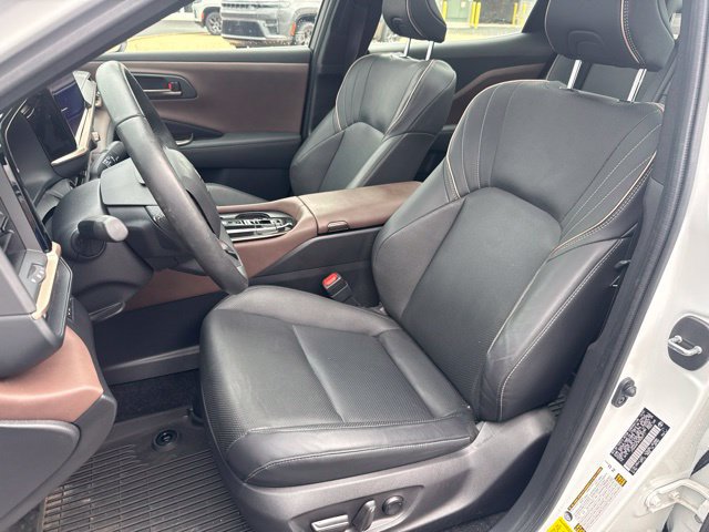 Used 2024 Toyota Crown AWD/4WD image 15