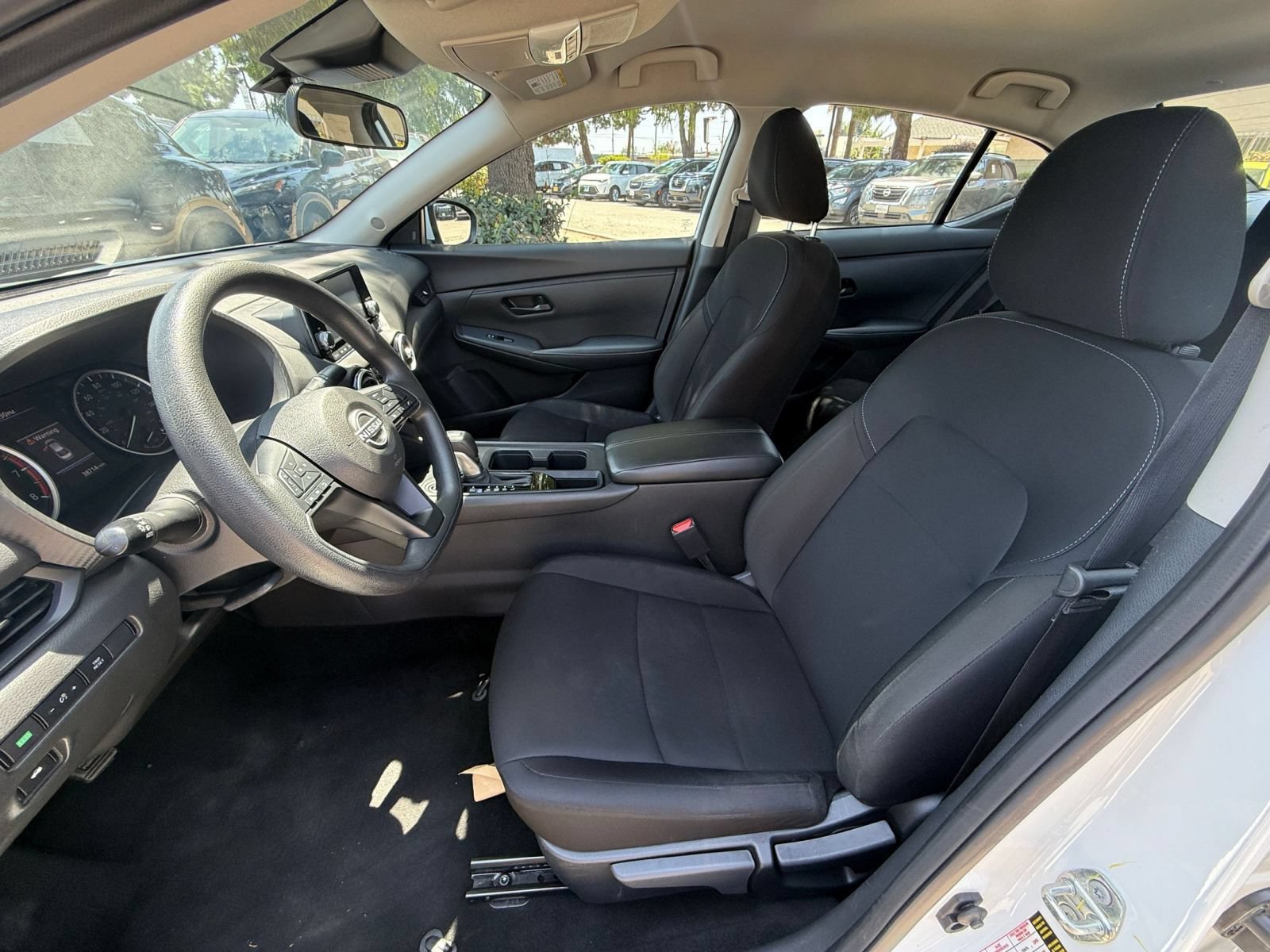 Used 2025 Nissan Sentra S FWD image 33