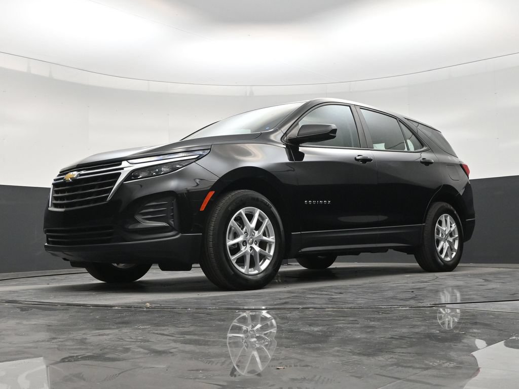 Used 2024 Chevrolet Equinox LS FWD image 20