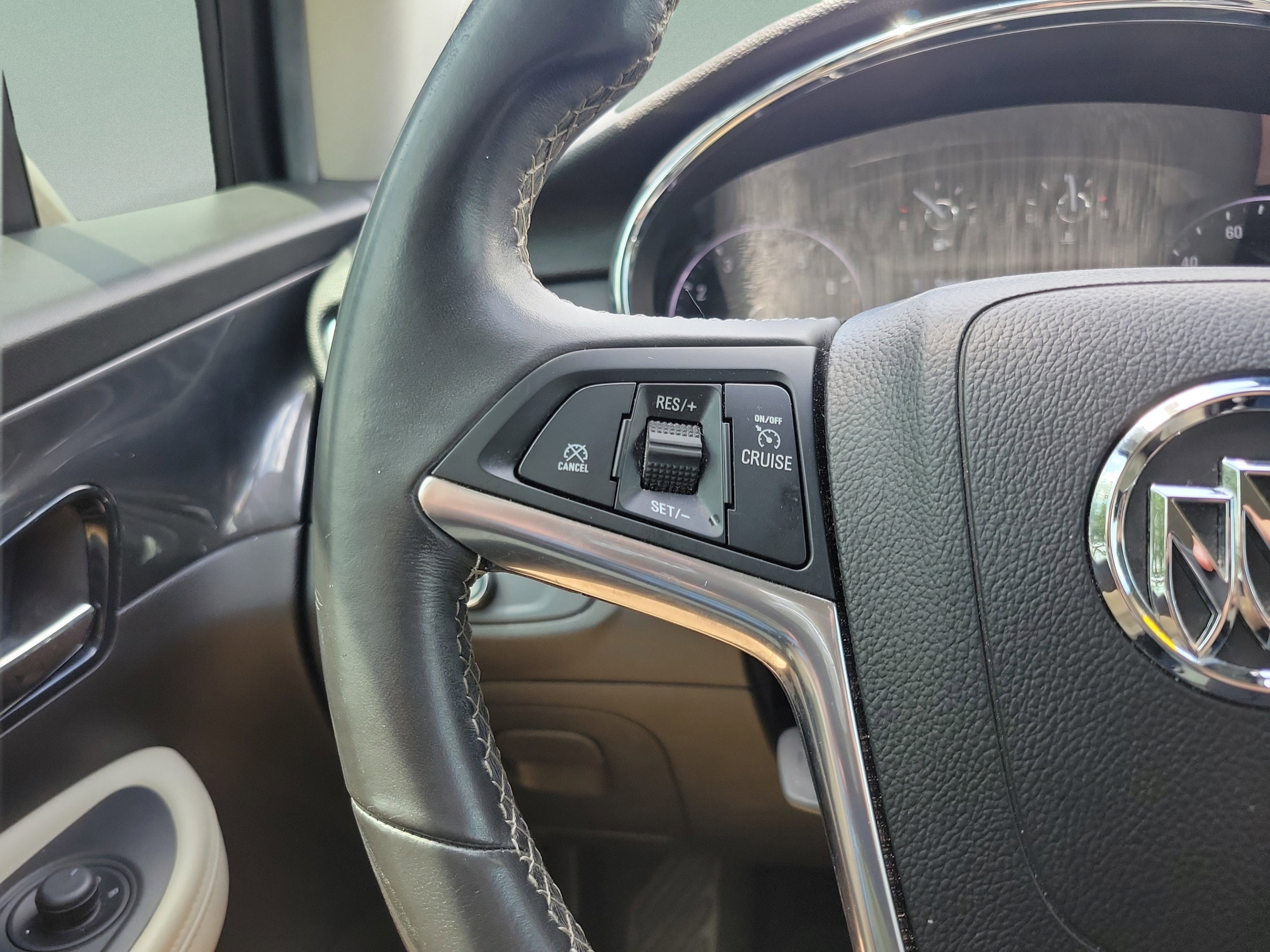 Used 2018 Buick Encore Preferred FWD image 21