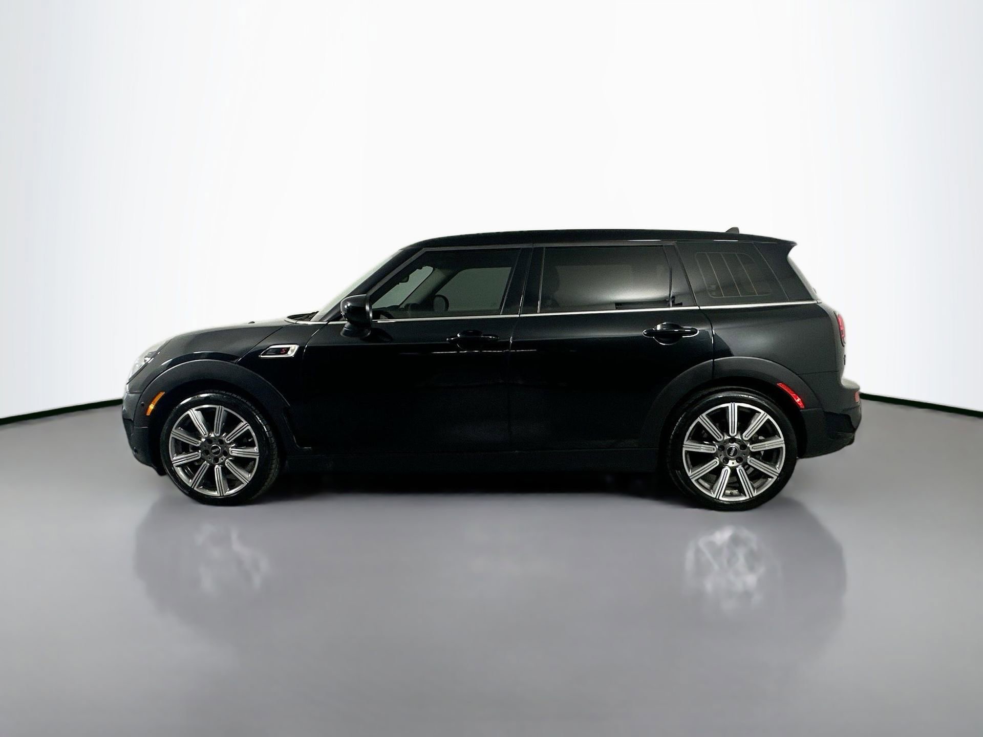 Used 2023 MINI Cooper Clubman S image 10