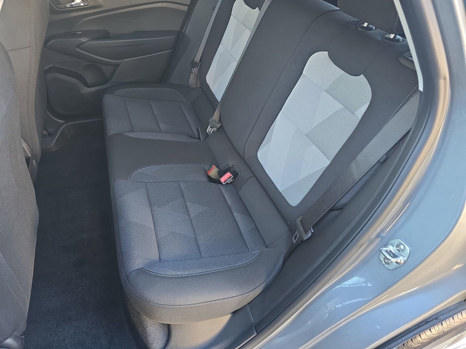 Used 2025 Chevrolet Trax LS w/ Driver Confidence Package image 19