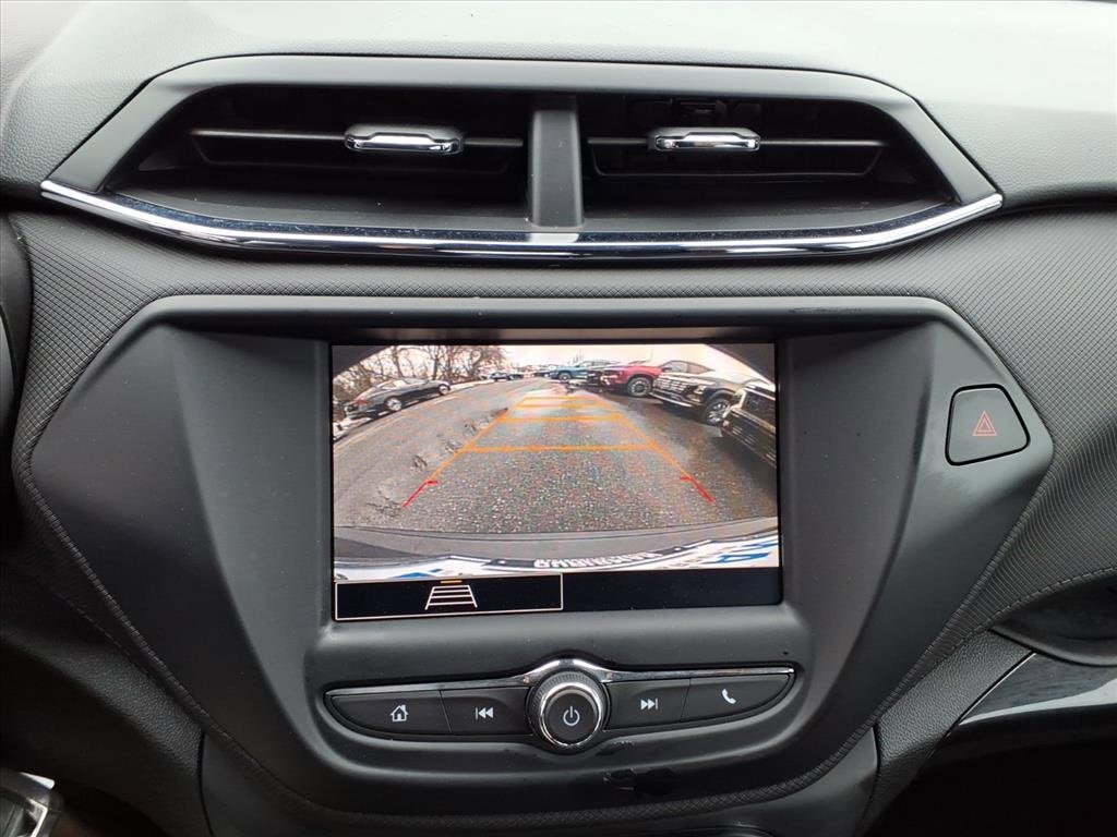 Used 2021 Chevrolet TrailBlazer LS image 17