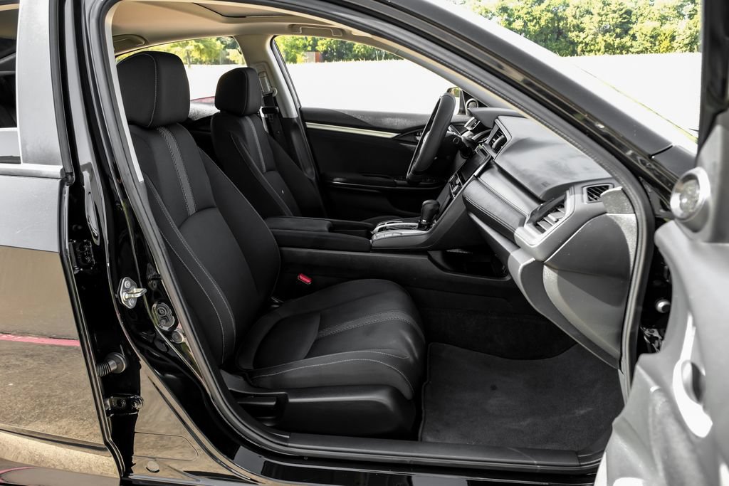 Used 2018 Honda Civic EX image 39