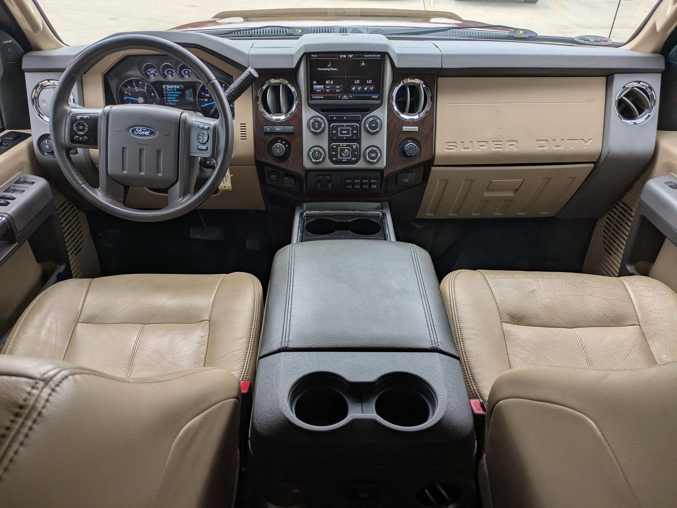 Used 2015 Ford F250 Lariat w/ Lariat Ultimate Package image 14