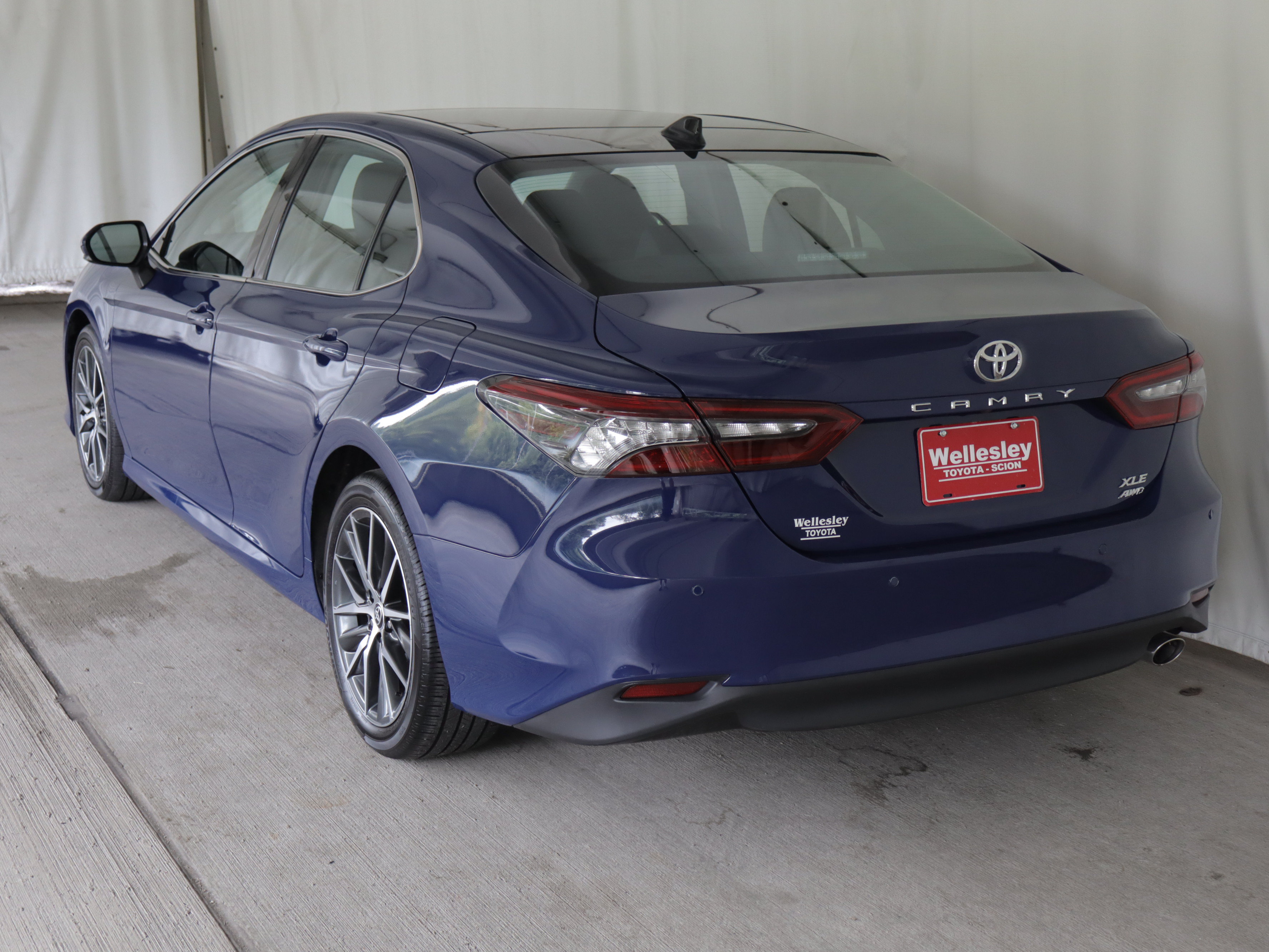 Used 2024 Toyota Camry XLE w/ Navigation Package AWD/4WD image 27