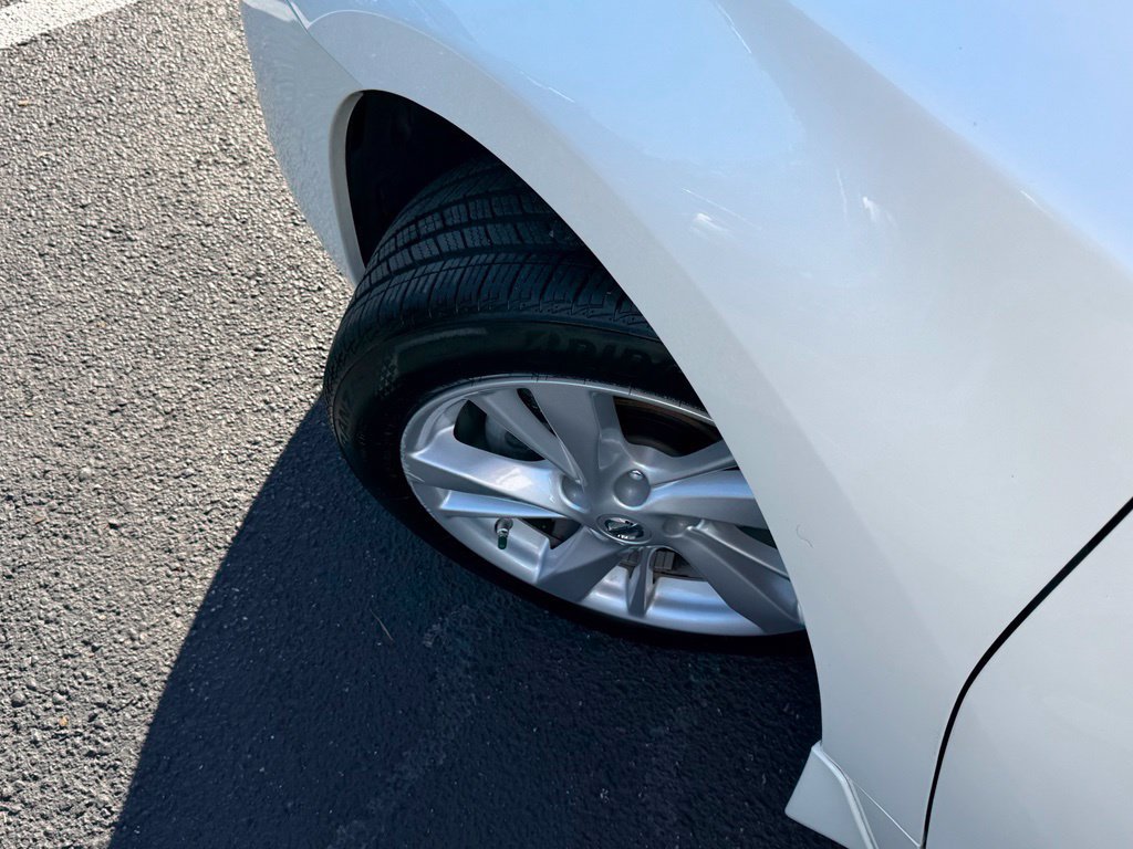 Used 2014 Nissan Altima 2.5 SV w/ Convenience Package FWD image 3