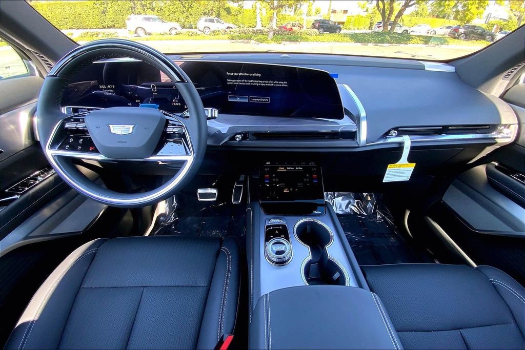 New 2026 Cadillac Vistiq Sport image 7