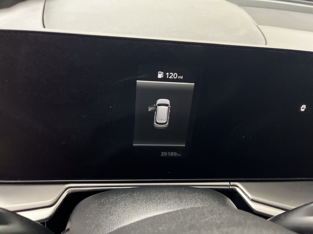 Used 2025 Kia Sorento S w/ Panoramic Sunroof Package FWD image 17