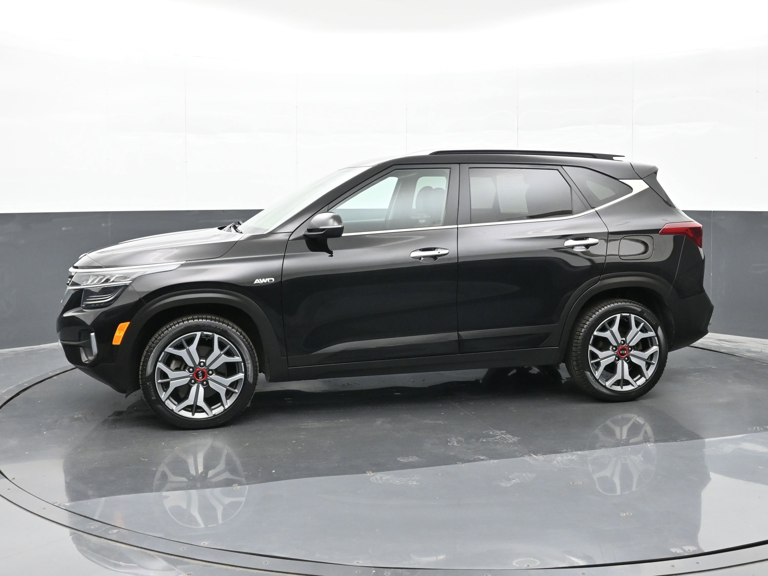 Used 2021 Kia Seltos SX image 5