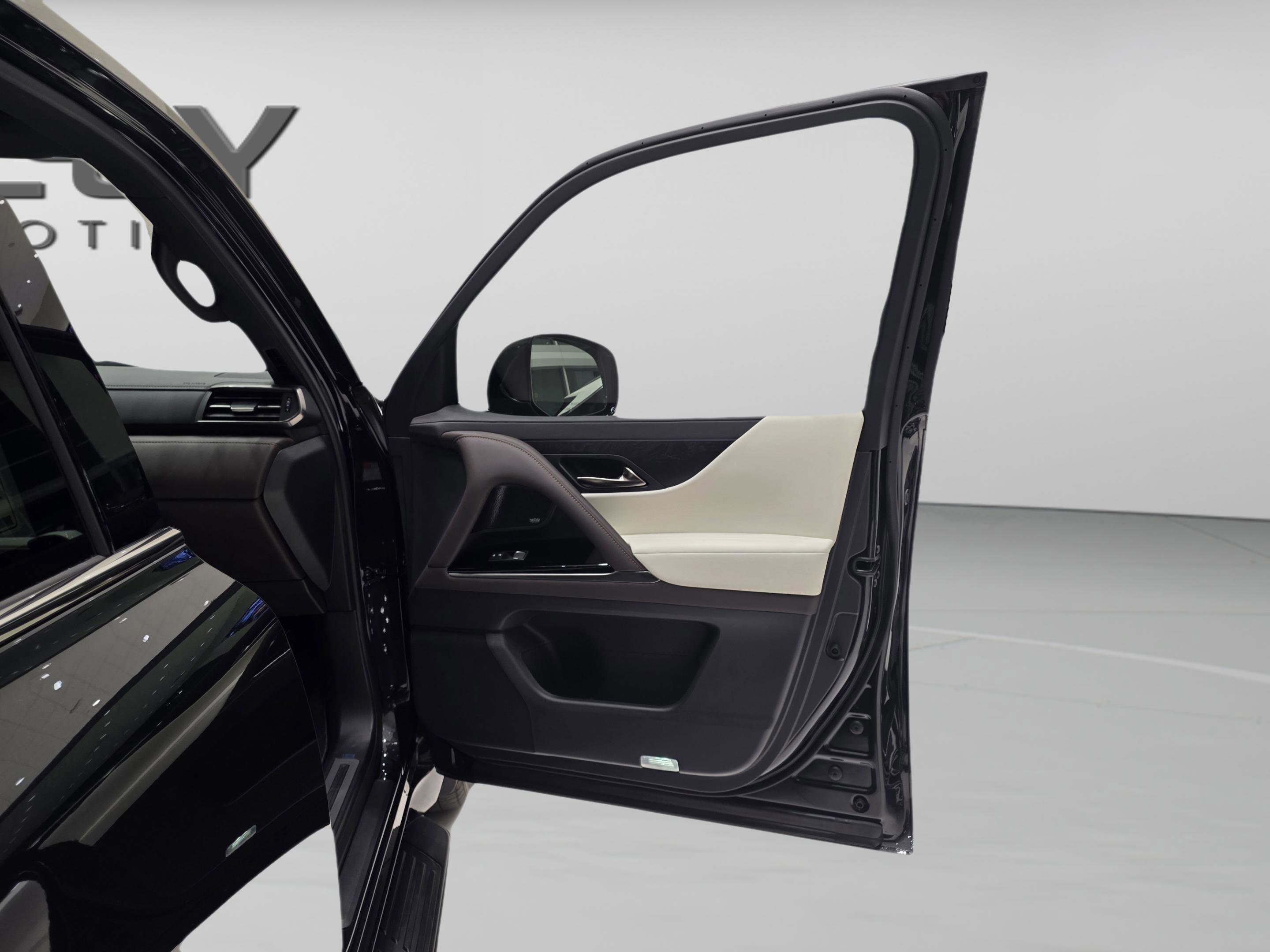 New 2026 Lexus LX 600 4WD w/ Luxury Package image 28