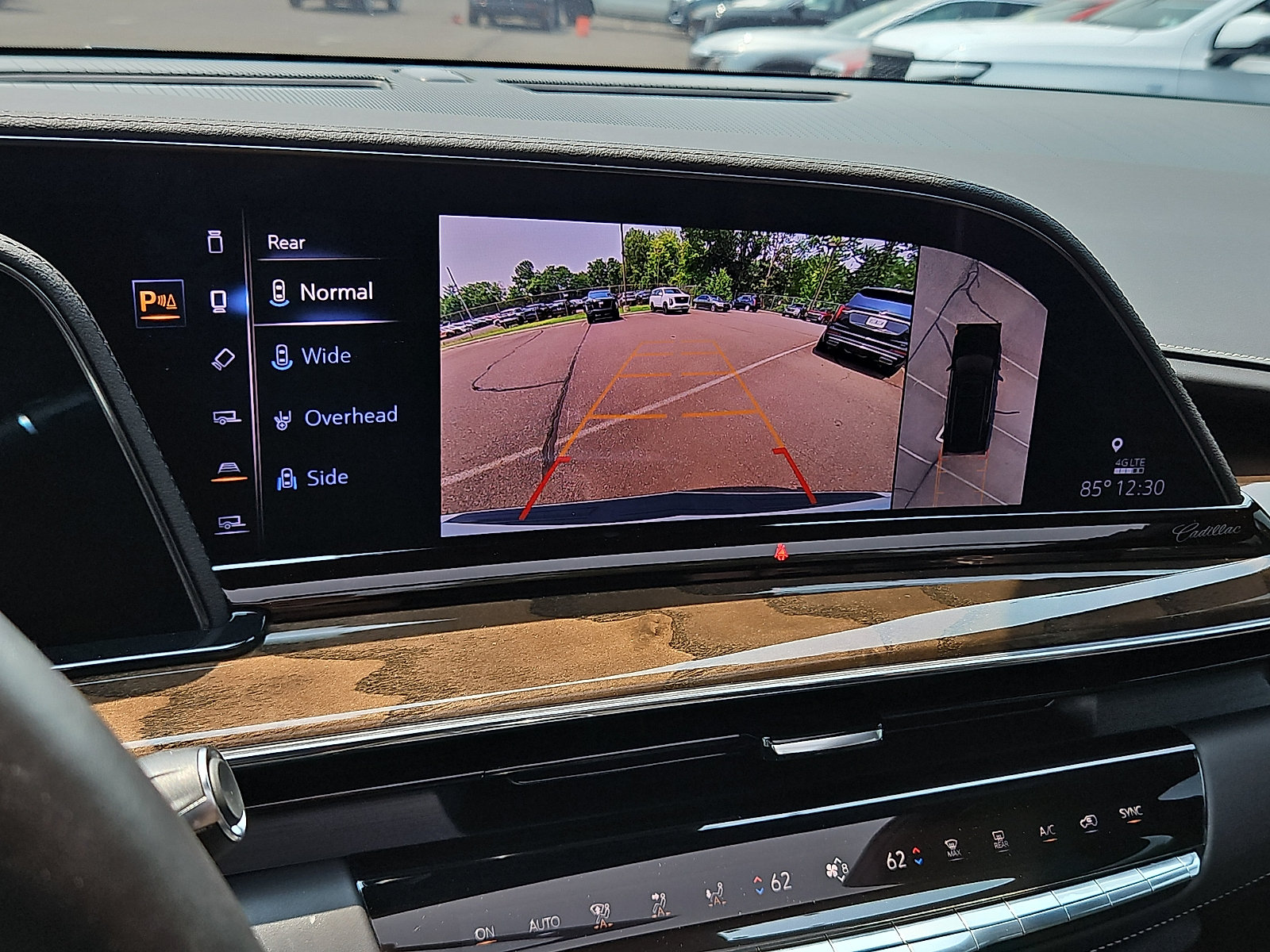 Certified 2024 Cadillac Escalade Sport Platinum w/ LPO, ONYX Package AWD/4WD image 19